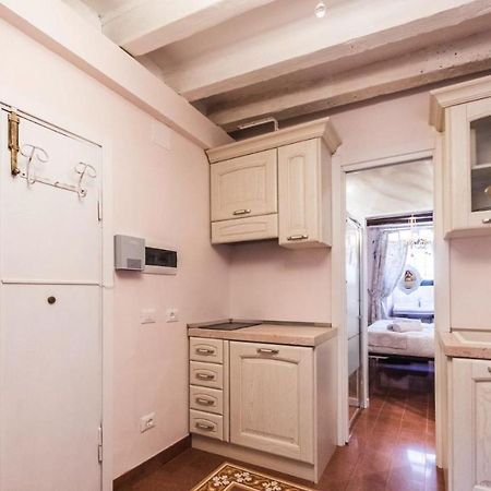 Апартаменты Residenza La Salute Венеция Экстерьер фото